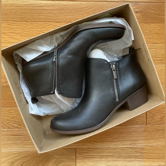 Lucky Brand Women's Basel Ankle Bootie - Picture 2 of 11